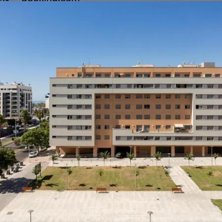Escapada Al Paraiso En Malaga-playa A Un Minuto Apartment *